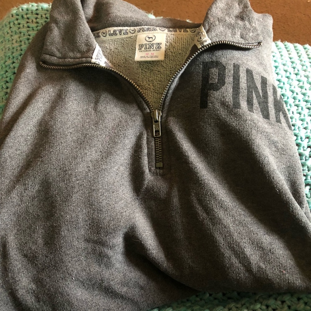 VS Pink sweatshirt